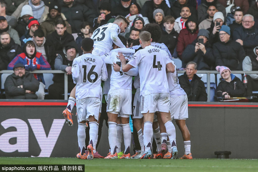 NBA战报：亚历山大38分，雷霆124-112击败勇士